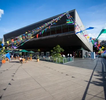 Biblioteca-y-Parque-Cultural-Debora-Arango-1